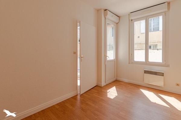 Appartement à vendre 192 240 € Bordeaux 2 p 33 m² DPE E