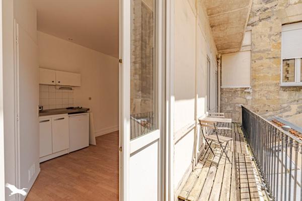 Appartement à vendre 192 240 € Bordeaux 2 p 33 m² DPE E