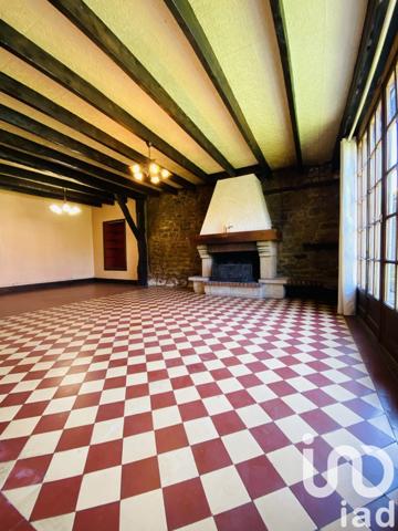 Maison de village 5 pièces de 154 m² à Falaise (08400)