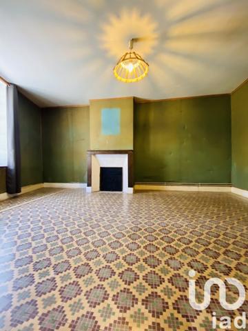 Maison de village 5 pièces de 154 m² à Falaise (08400)