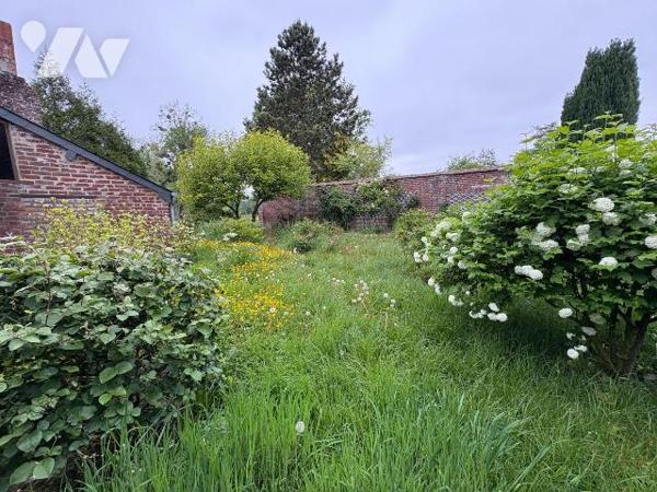 Vallée de la Bresle, 

Dans un écrin de verdure, venez découvrir cette propriété bordée par l...