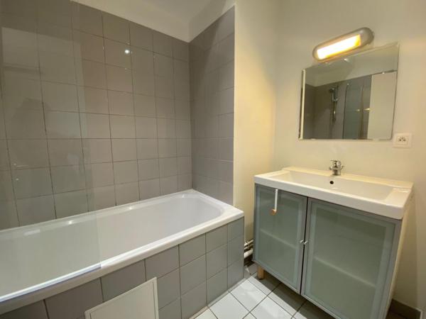 A LOUER : T3 à LILLE • Vieux lille • 1 270 € CC • Réf. G574