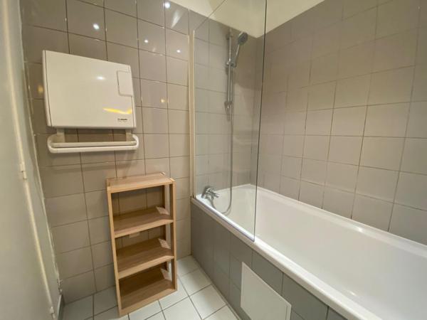 A LOUER : T3 à LILLE • Vieux lille • 1 270 € CC • Réf. G574