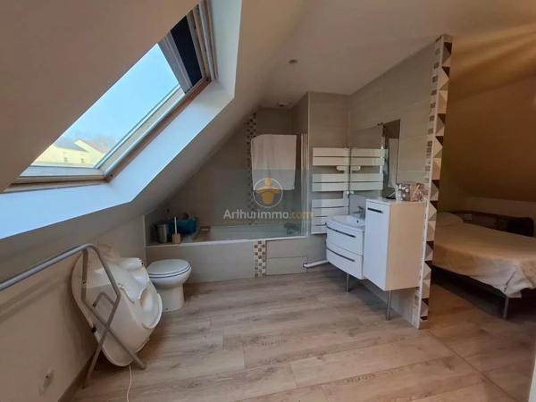 Vente                                                      Maison
                        
                     5 pièces                      102 m2                     à Pommeuse