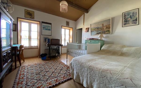 Maison à vendre    6 pièces •  Les Mathes