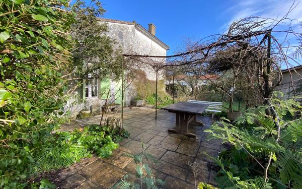 Maison à vendre    6 pièces •  Les Mathes