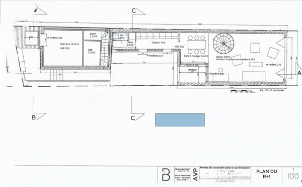Actuellement compris sur une parcelle contenant une maison rénovée en fond de cour
Garage / Hangar constructible donnant sur rue, permis modificatif accordé. Il reste juste le bornage a effectuer pour la création du lot.
A 5 min du métro Croix de Chavaux, opportunité rare de construire une maison de ville d'environ 60/70m² en R+1 !!!