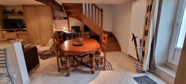 Charmante maison de ville avec patio ? Quartier Foix, Blois 86.57 m2