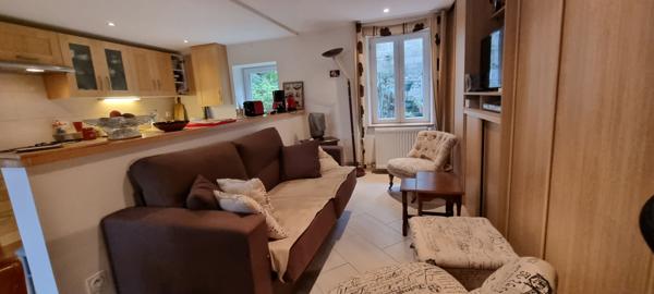 Charmante maison de ville avec patio ? Quartier Foix, Blois 86.57 m2