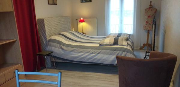 Charmante maison de ville avec patio ? Quartier Foix, Blois 86.57 m2