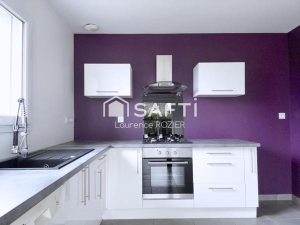 ST MARTIN DES CHAMPS  MAISON T4 3 CHAMBRES JARDIN