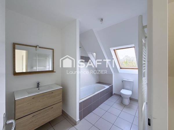 ST MARTIN DES CHAMPS  MAISON T4 3 CHAMBRES JARDIN