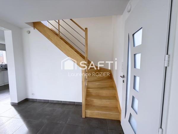 ST MARTIN DES CHAMPS  MAISON T4 3 CHAMBRES JARDIN