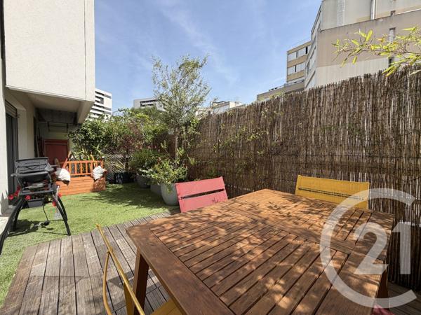 Appartement F3 à vendre  3 pièces - 68 m 2   PARIS  - 75012
