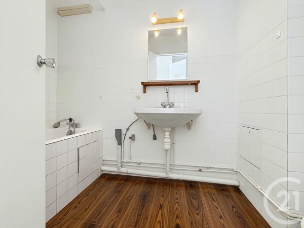 Appartement F3 à vendre  3 pièces - 68 m 2   PARIS  - 75012