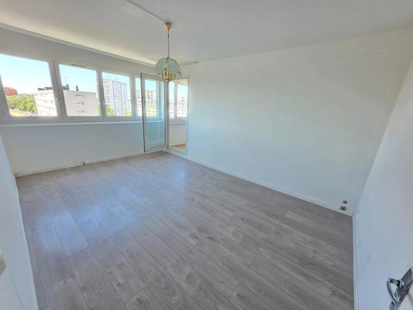 Appartement à vendre 57 pièces RIS ORANGIS (91)