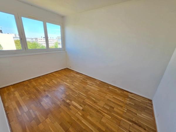 Appartement à vendre 57 pièces RIS ORANGIS (91)
