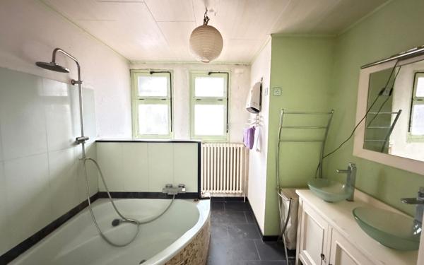 Maison à vendre    6 pièces • 180 m2 Aspres-sur-Buëch