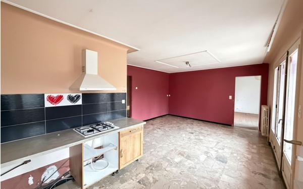 Maison à vendre    6 pièces • 180 m2 Aspres-sur-Buëch