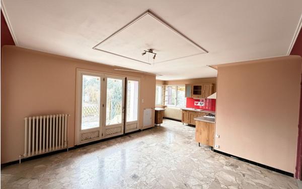 Maison à vendre    6 pièces • 180 m2 Aspres-sur-Buëch