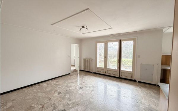 Maison à vendre    6 pièces • 180 m2 Aspres-sur-Buëch