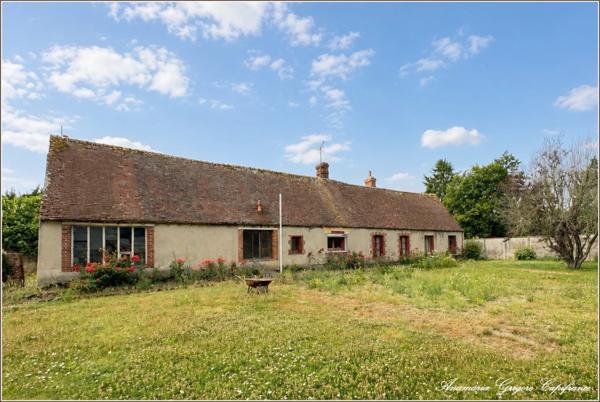 Mittainvilliers Verigny - Longère 90 m², 3 chambres, dépendance, combles aménageables, terrain 1388 m²