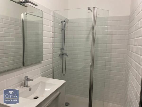 Appartement à louer 1 pièce 38.76m²