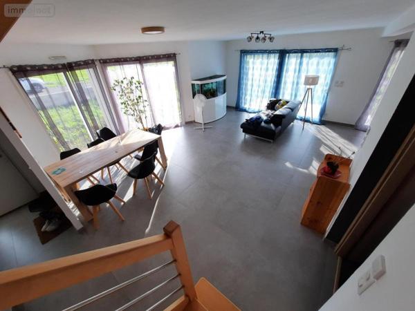 Maison à vendre à L'Isle-sur-le-Doubs dans le Doubs (25250), ref : 25054-1708