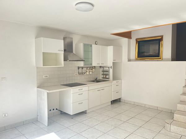 Maison T6 secteur BAR SUR AUBE Ref 178