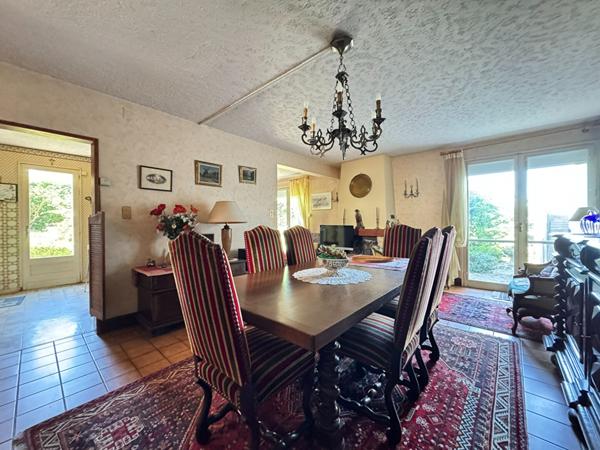 A vendre, à 5 minutes de PERIGUEUX  (24000), très jolie Maison type 4 avec jardin et garage