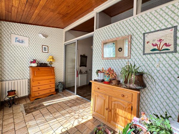 A vendre, à 5 minutes de PERIGUEUX  (24000), très jolie Maison type 4 avec jardin et garage