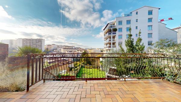 Appartement 5 pièces - 100 m² Exclusivité efficity