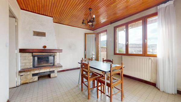 Appartement 5 pièces - 100 m² Exclusivité efficity