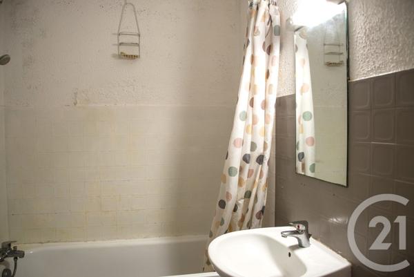 Appartement T1 à vendre  1 pièce - 29,82 m2 MARSEILLE - 13003