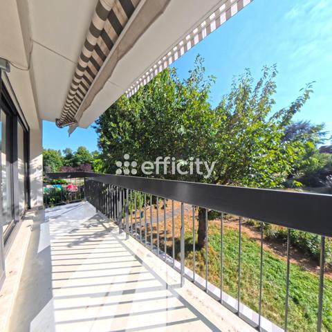 Appartement
         3 pièces
        - 65 m² 329 000 € *