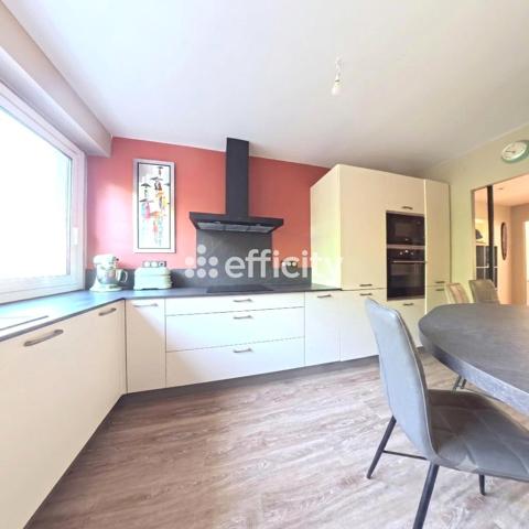 Appartement
         3 pièces
        - 65 m² 329 000 € *