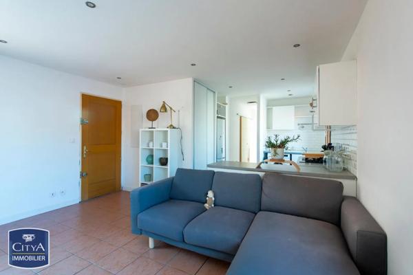 Appartement à louer 2 pièces 52.24m²