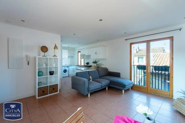 Appartement à louer 2 pièces 52.24m²