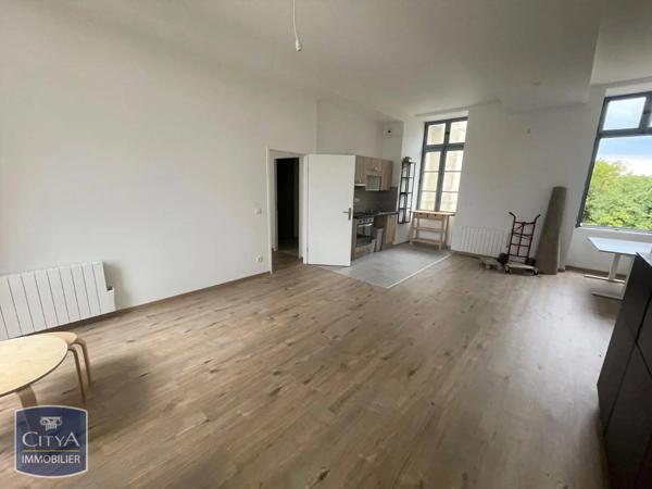 Appartement à louer 2 pièces 56.5m²