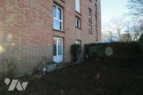 APPARTEMENT REZ DE JARDIN - 51.41 M2 - 1 CHAMBRE - A VENDRE - MALO LES BAINS.

EXCLUSIVITE !!...