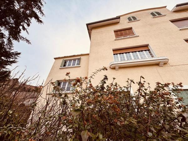 Maison de bourg bourgeoise Années 1920 Vue dominante Fort potentiel
