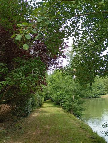 Terrain de loisirs de 18 650 m²