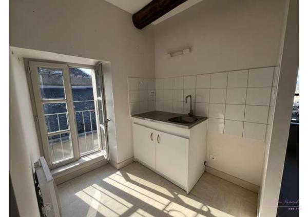 Appartement lumineux avec mezzanine Chemillé centre