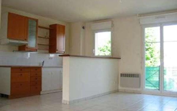 Appartement à louer    3 pièces • 65,99 m2 Fleury-les-Aubrais