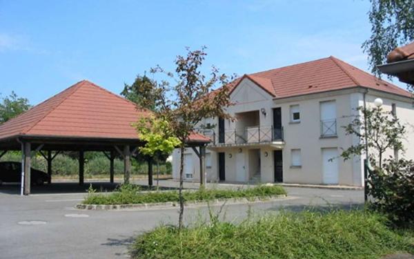 Appartement à louer    3 pièces • 65,99 m2 Fleury-les-Aubrais