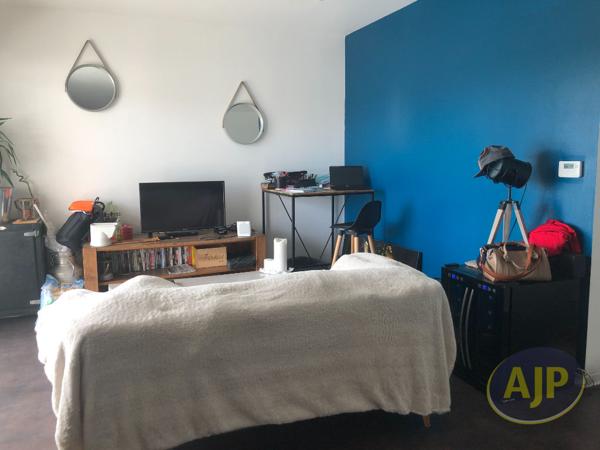 Appartement à louer Ares : 2 pièces, 42m² avec 1 chambre(s) à 745€ - AJP Immobilier Andernos les Bains