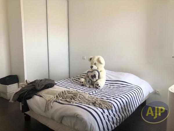 Appartement à louer Ares : 2 pièces, 42m² avec 1 chambre(s) à 745€ - AJP Immobilier Andernos les Bains