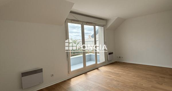 Location Studio 20 m² - Roissy-en-france 95700