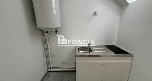 Location Studio 20 m² - Roissy-en-france 95700