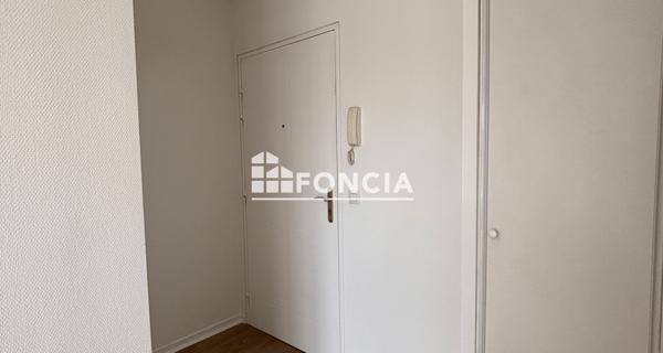 Location Studio 20 m² - Roissy-en-france 95700